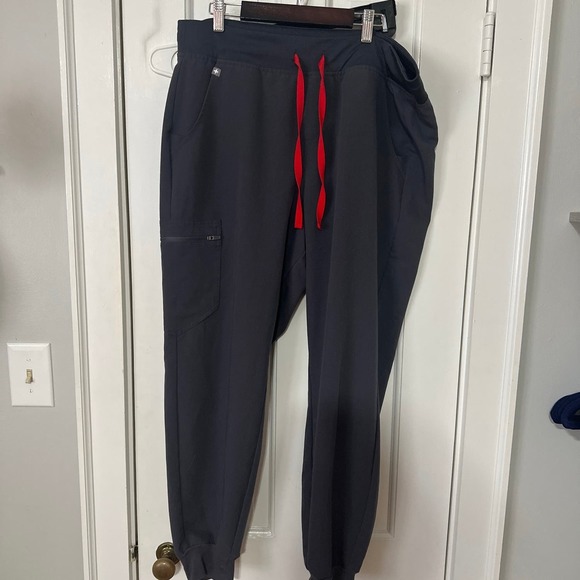 Figs Pants - FIGS scrub pants